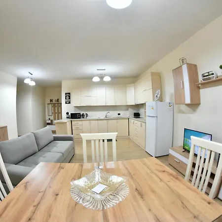 Geny's House Apartment