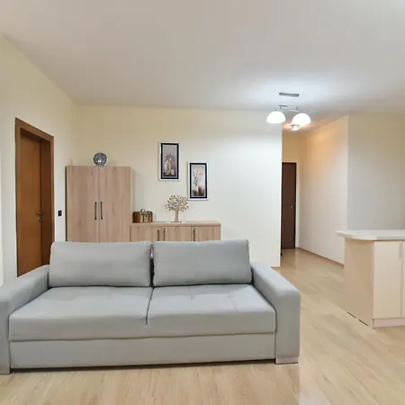 Geny's House アパート *
